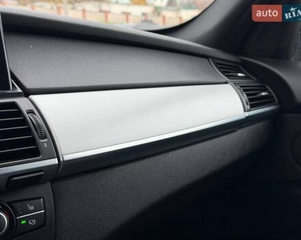 Чорний БМВ Х5, об'ємом двигуна 3 л та пробігом 350 тис. км за 18500 $, фото 65 на Automoto.ua