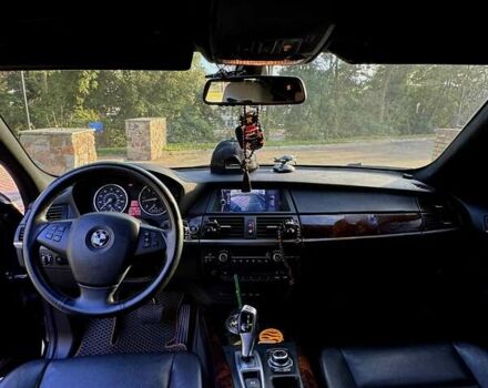 Черный БМВ Х5, объемом двигателя 3 л и пробегом 305 тыс. км за 19000 $, фото 3 на Automoto.ua