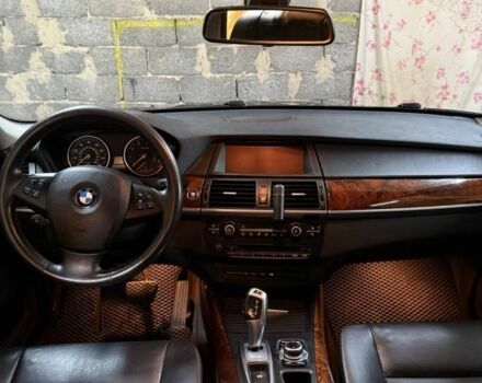 Черный БМВ Х5, объемом двигателя 3 л и пробегом 214 тыс. км за 13000 $, фото 4 на Automoto.ua