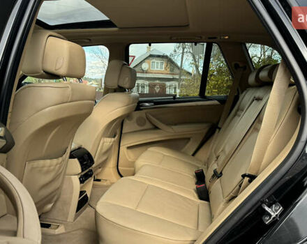 БМВ Х5 2012 в Дубно на Automoto.ua Черный БМВ Х5, объемом двигателя 3 л и пробегом 249 тыс. км за 16750 $, фото 31 на Automoto.ua