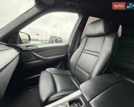 Чорний БМВ Х5, об'ємом двигуна 3 л та пробігом 350 тис. км за 18500 $, фото 66 на Automoto.ua