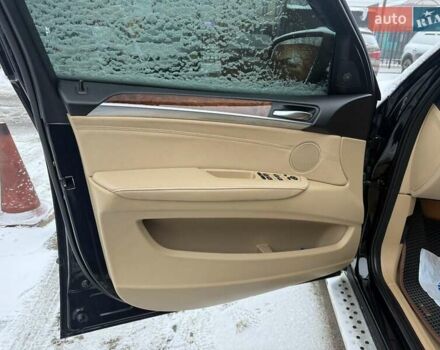 Черный БМВ Х5, объемом двигателя 3 л и пробегом 270 тыс. км за 17800 $, фото 28 на Automoto.ua