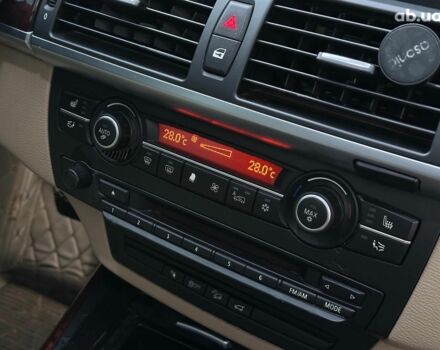 Чорний БМВ Х5, об'ємом двигуна 3 л та пробігом 349 тис. км за 17690 $, фото 28 на Automoto.ua