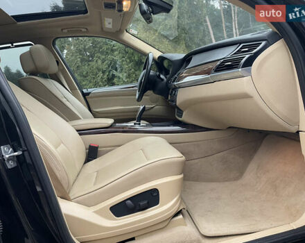Черный БМВ Х5, объемом двигателя 3 л и пробегом 249 тыс. км за 16150 $, фото 23 на Automoto.ua