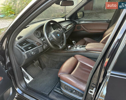 БМВ Х5 2012 в Николаеве на Automoto.ua Черный БМВ Х5, объемом двигателя 3 л и пробегом 299 тыс. км за 19500 $, фото 13 на Automoto.ua