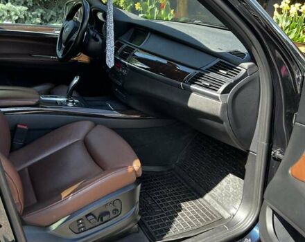 Чорний БМВ Х5, об'ємом двигуна 3 л та пробігом 214 тис. км за 22900 $, фото 17 на Automoto.ua