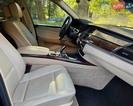 Чорний БМВ Х5, об'ємом двигуна 3 л та пробігом 119 тис. км за 14690 $, фото 24 на Automoto.ua