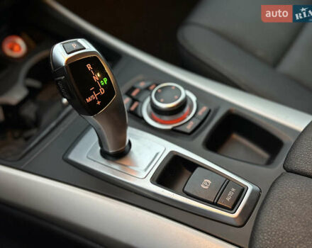 Чорний БМВ Х5, об'ємом двигуна 3 л та пробігом 189 тис. км за 13500 $, фото 60 на Automoto.ua