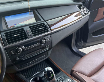 Черный БМВ Х5, объемом двигателя 3 л и пробегом 303 тыс. км за 19500 $, фото 6 на Automoto.ua