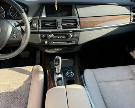 Черный БМВ Х5, объемом двигателя 3 л и пробегом 195 тыс. км за 15000 $, фото 7 на Automoto.ua