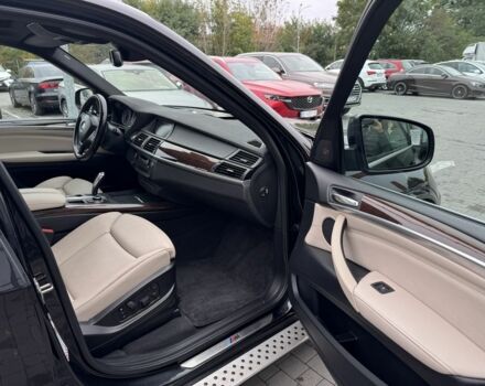 Чорний БМВ Х5, об'ємом двигуна 3 л та пробігом 335 тис. км за 17500 $, фото 7 на Automoto.ua