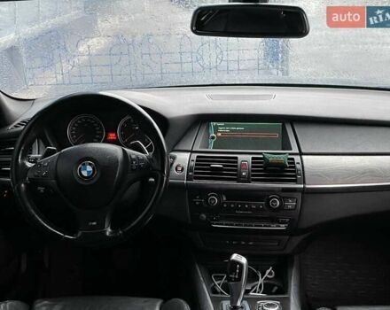 Черный БМВ Х5, объемом двигателя 3 л и пробегом 237 тыс. км за 17400 $, фото 15 на Automoto.ua