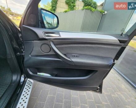 Чорний БМВ Х5, об'ємом двигуна 3 л та пробігом 218 тис. км за 17750 $, фото 51 на Automoto.ua