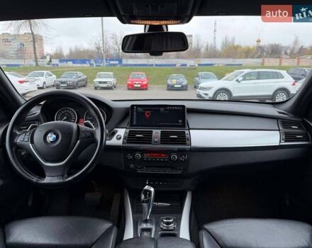 Чорний БМВ Х5, об'ємом двигуна 3 л та пробігом 350 тис. км за 18500 $, фото 43 на Automoto.ua