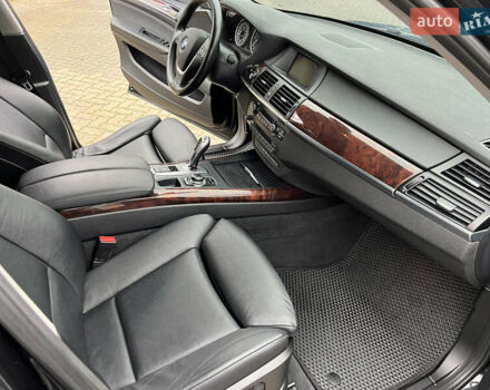Черный БМВ Х5, объемом двигателя 3 л и пробегом 280 тыс. км за 18800 $, фото 17 на Automoto.ua