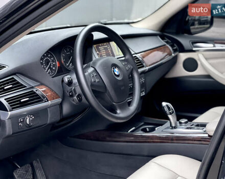 Чорний БМВ Х5, об'ємом двигуна 2.98 л та пробігом 165 тис. км за 13500 $, фото 27 на Automoto.ua