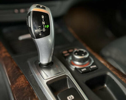 Чорний БМВ Х5, об'ємом двигуна 2.98 л та пробігом 251 тис. км за 15000 $, фото 4 на Automoto.ua