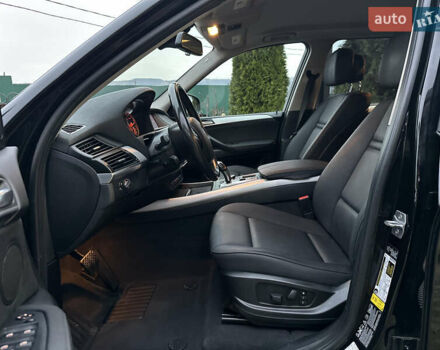 Чорний БМВ Х5, об'ємом двигуна 3 л та пробігом 189 тис. км за 13500 $, фото 64 на Automoto.ua