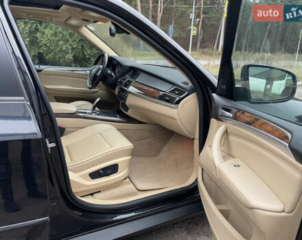 Черный БМВ Х5, объемом двигателя 3 л и пробегом 249 тыс. км за 16150 $, фото 21 на Automoto.ua