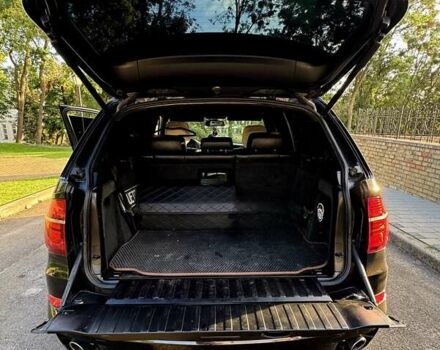 Черный БМВ Х5, объемом двигателя 3 л и пробегом 305 тыс. км за 19000 $, фото 17 на Automoto.ua