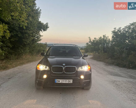 Черный БМВ Х5, объемом двигателя 2.98 л и пробегом 271 тыс. км за 11900 $, фото 1 на Automoto.ua