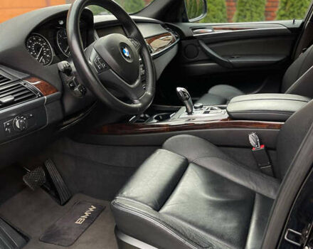 Чорний БМВ Х5, об'ємом двигуна 3 л та пробігом 180 тис. км за 22179 $, фото 5 на Automoto.ua