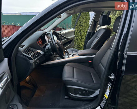 Чорний БМВ Х5, об'ємом двигуна 3 л та пробігом 189 тис. км за 13500 $, фото 67 на Automoto.ua