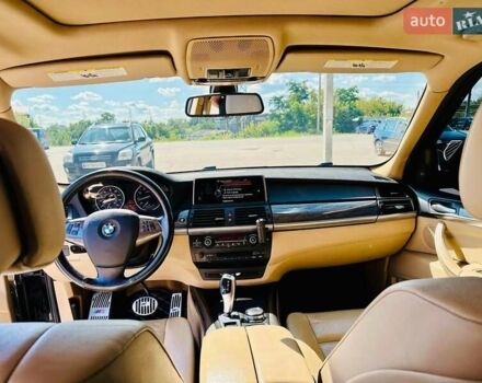 Чорний БМВ Х5, об'ємом двигуна 3 л та пробігом 259 тис. км за 16500 $, фото 5 на Automoto.ua