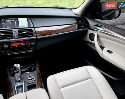 Чорний БМВ Х5, об'ємом двигуна 2.98 л та пробігом 165 тис. км за 13500 $, фото 42 на Automoto.ua