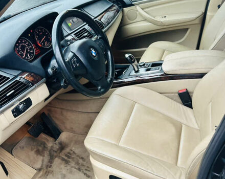 Черный БМВ Х5, объемом двигателя 2.98 л и пробегом 307 тыс. км за 13500 $, фото 2 на Automoto.ua