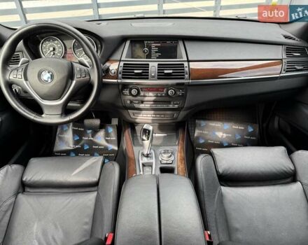 Черный БМВ Х5, объемом двигателя 4.4 л и пробегом 170 тыс. км за 17500 $, фото 3 на Automoto.ua