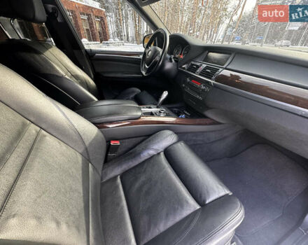 Чорний БМВ Х5, об'ємом двигуна 2.99 л та пробігом 242 тис. км за 19500 $, фото 9 на Automoto.ua