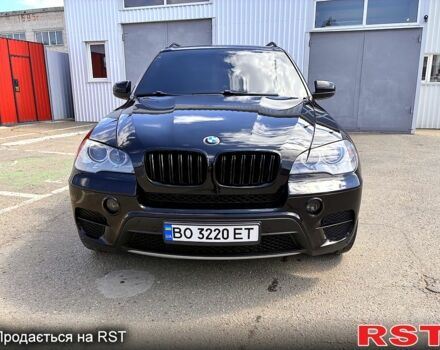 Черный БМВ Х5, объемом двигателя 3 л и пробегом 302 тыс. км за 13000 $, фото 1 на Automoto.ua