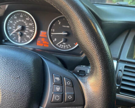 Черный БМВ Х5, объемом двигателя 3.5 л и пробегом 214 тыс. км за 19000 $, фото 15 на Automoto.ua