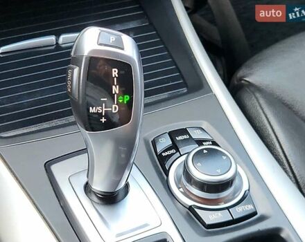 Чорний БМВ Х5, об'ємом двигуна 3 л та пробігом 218 тис. км за 17750 $, фото 74 на Automoto.ua