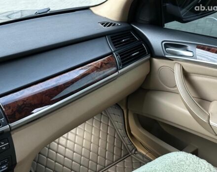 Чорний БМВ Х5, об'ємом двигуна 3 л та пробігом 349 тис. км за 17690 $, фото 22 на Automoto.ua