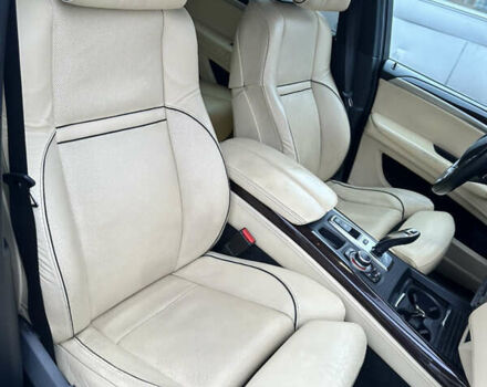 Чорний БМВ Х5, об'ємом двигуна 2.99 л та пробігом 235 тис. км за 21000 $, фото 10 на Automoto.ua