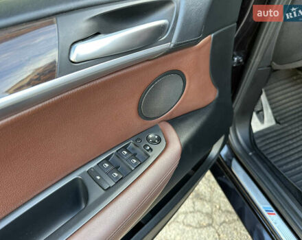 БМВ Х5 2012 в Николаеве на Automoto.ua Черный БМВ Х5, объемом двигателя 3 л и пробегом 299 тыс. км за 19500 $, фото 15 на Automoto.ua