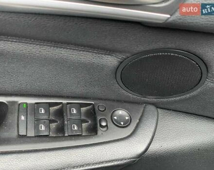 Черный БМВ Х5, объемом двигателя 3 л и пробегом 237 тыс. км за 17400 $, фото 12 на Automoto.ua