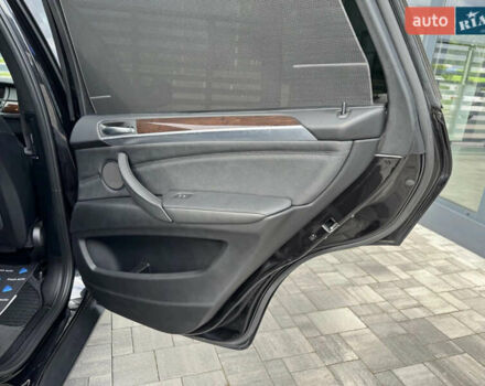 Чорний БМВ Х5, об'ємом двигуна 4.39 л та пробігом 171 тис. км за 15700 $, фото 27 на Automoto.ua