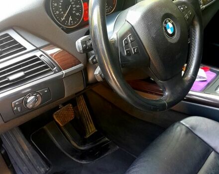 Чорний БМВ Х5, об'ємом двигуна 3 л та пробігом 209 тис. км за 13750 $, фото 4 на Automoto.ua