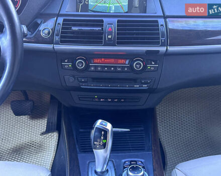 Чорний БМВ Х5, об'ємом двигуна 3 л та пробігом 311 тис. км за 17250 $, фото 34 на Automoto.ua
