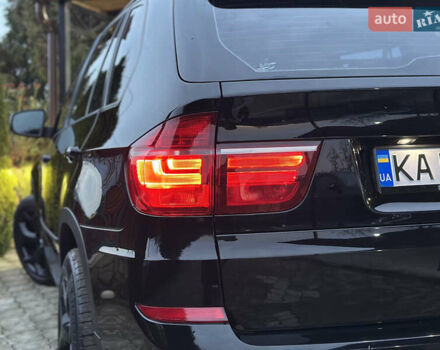 Чорний БМВ Х5, об'ємом двигуна 3 л та пробігом 189 тис. км за 13500 $, фото 43 на Automoto.ua