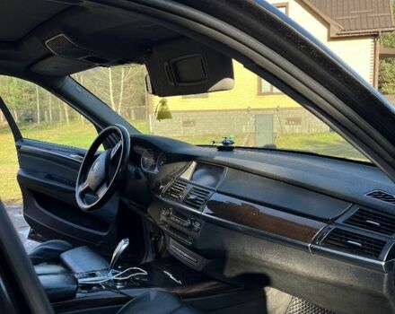 Черный БМВ Х5, объемом двигателя 3 л и пробегом 326 тыс. км за 16700 $, фото 7 на Automoto.ua