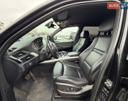 Чорний БМВ Х5, об'ємом двигуна 3 л та пробігом 350 тис. км за 18500 $, фото 31 на Automoto.ua