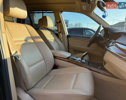 Черный БМВ Х5, объемом двигателя 2.98 л и пробегом 232 тыс. км за 15300 $, фото 23 на Automoto.ua