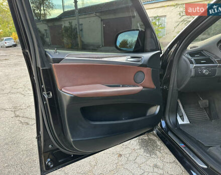 БМВ Х5 2012 в Николаеве на Automoto.ua Черный БМВ Х5, объемом двигателя 3 л и пробегом 299 тыс. км за 19500 $, фото 14 на Automoto.ua