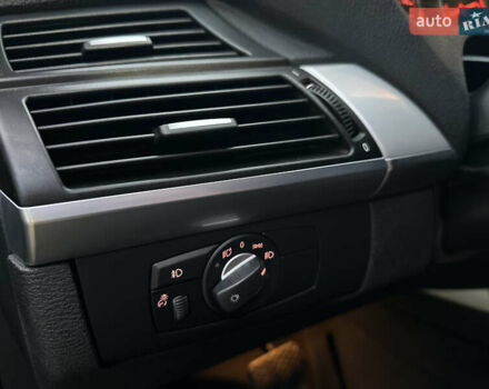 Чорний БМВ Х5, об'ємом двигуна 3 л та пробігом 189 тис. км за 13500 $, фото 55 на Automoto.ua