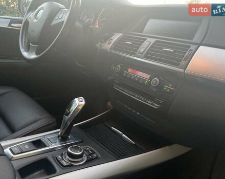 Черный БМВ Х5, объемом двигателя 2.98 л и пробегом 271 тыс. км за 11900 $, фото 9 на Automoto.ua