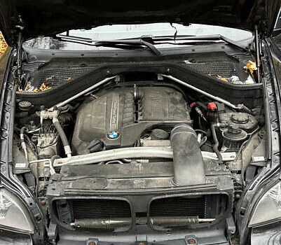 Черный БМВ Х5, объемом двигателя 2.98 л и пробегом 130 тыс. км за 12500 $, фото 13 на Automoto.ua